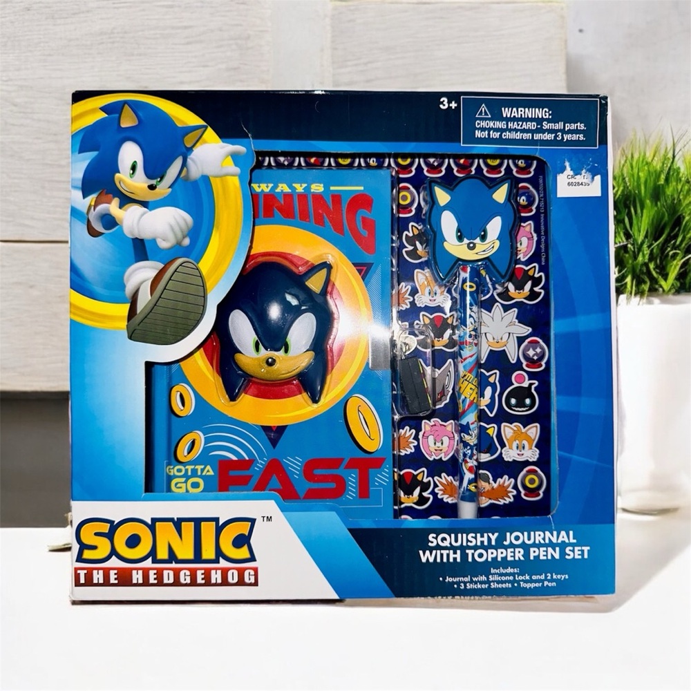 New Sonic Squishy journal with topper pen set